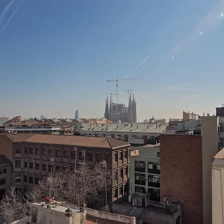 Sagrada Familia Attic Terrace Views Apartment Barcelona